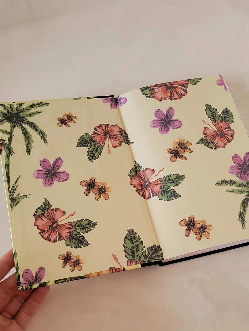 NWOT Retro Hawaiian Pinup Girl Lined Journal By Havoc Publishing